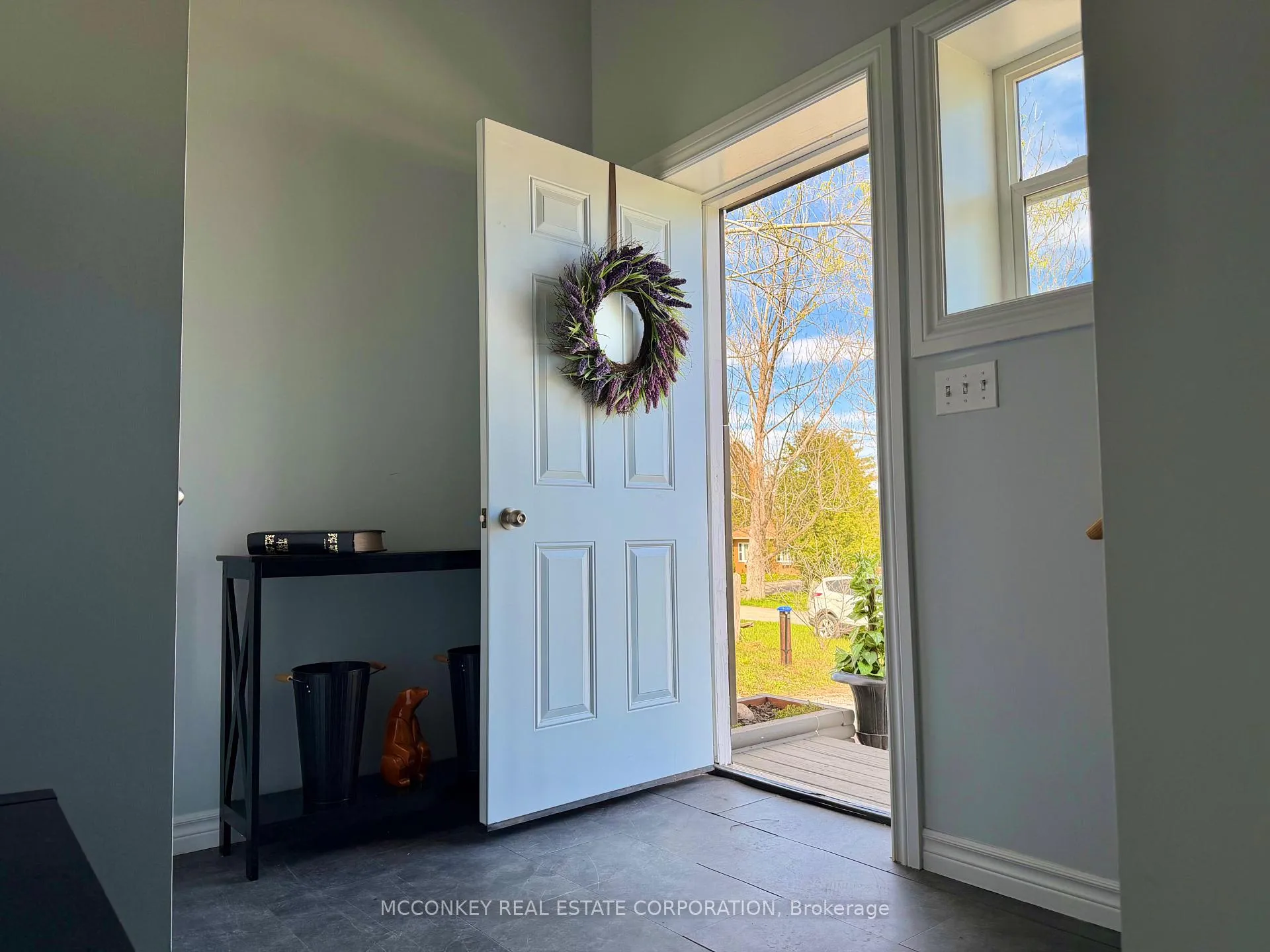 Photo 5 of 17 Bayview Drive, Kawartha Lakes, Emily — HOMEH