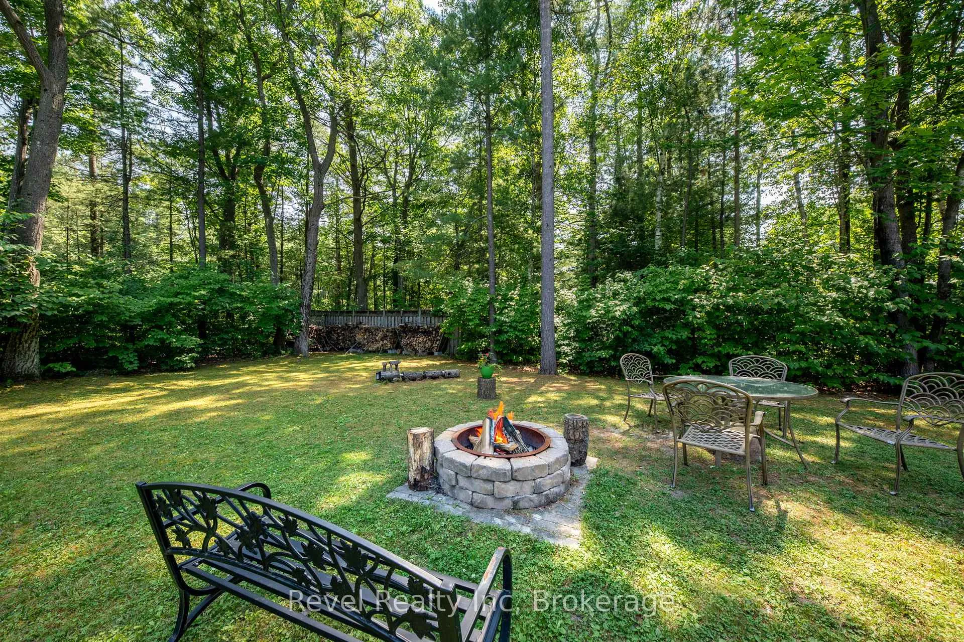 Photo 13 of 54 Vincent Circle, Tiny, Rural Tiny — HOMEH