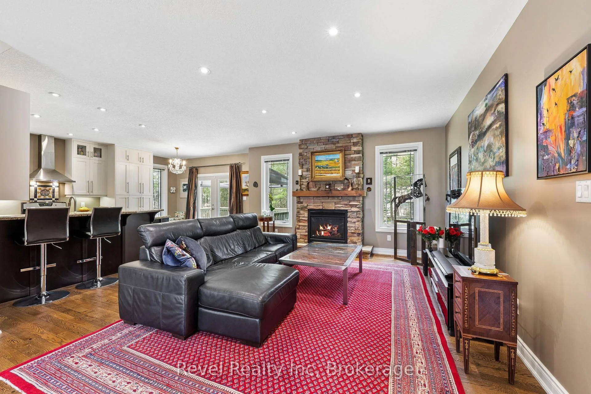 Photo 14 of 54 Vincent Circle, Tiny, Rural Tiny — HOMEH