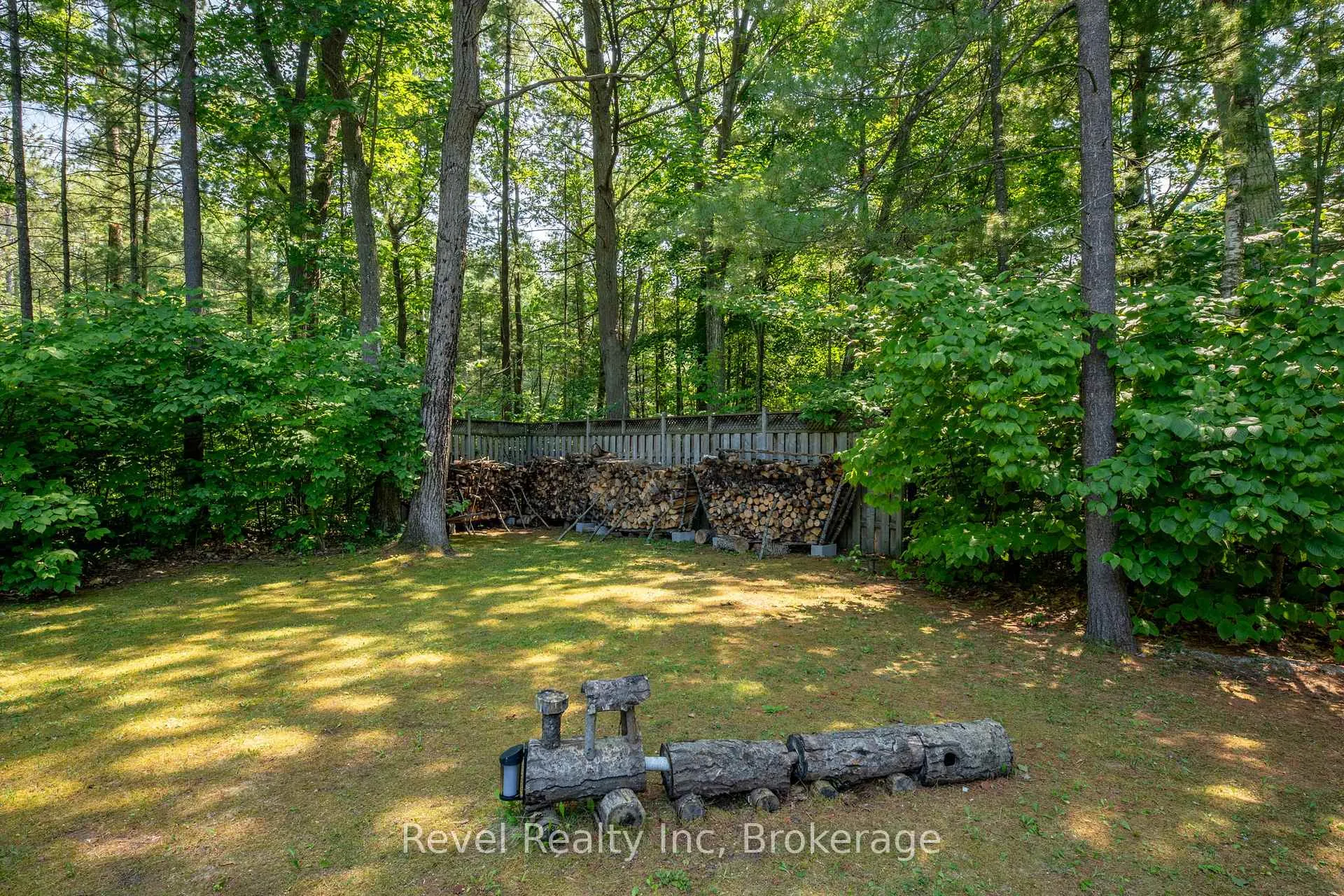 Photo 36 of 54 Vincent Circle, Tiny, Rural Tiny — HOMEH