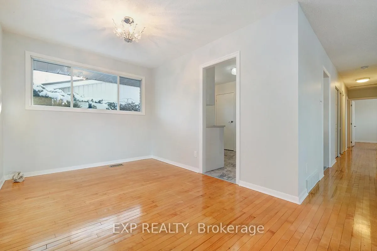 Photo 12 of 728 Fielding Drive, Ottawa, Riverside Park South — HOMEH