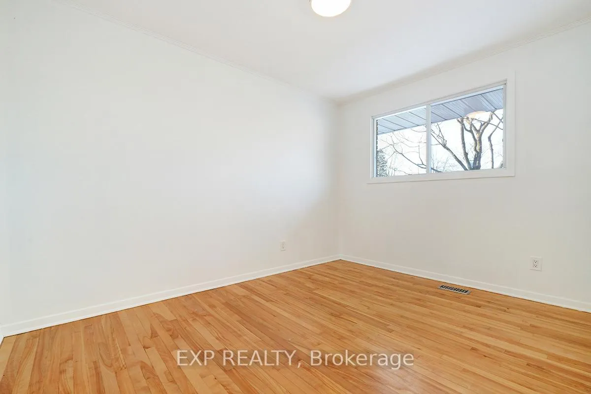 Photo 21 of 728 Fielding Drive, Ottawa, Riverside Park South — HOMEH