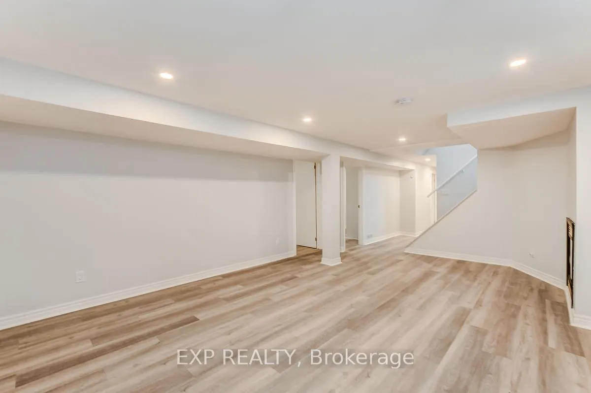 Photo 28 of 728 Fielding Drive, Ottawa, Riverside Park South — HOMEH