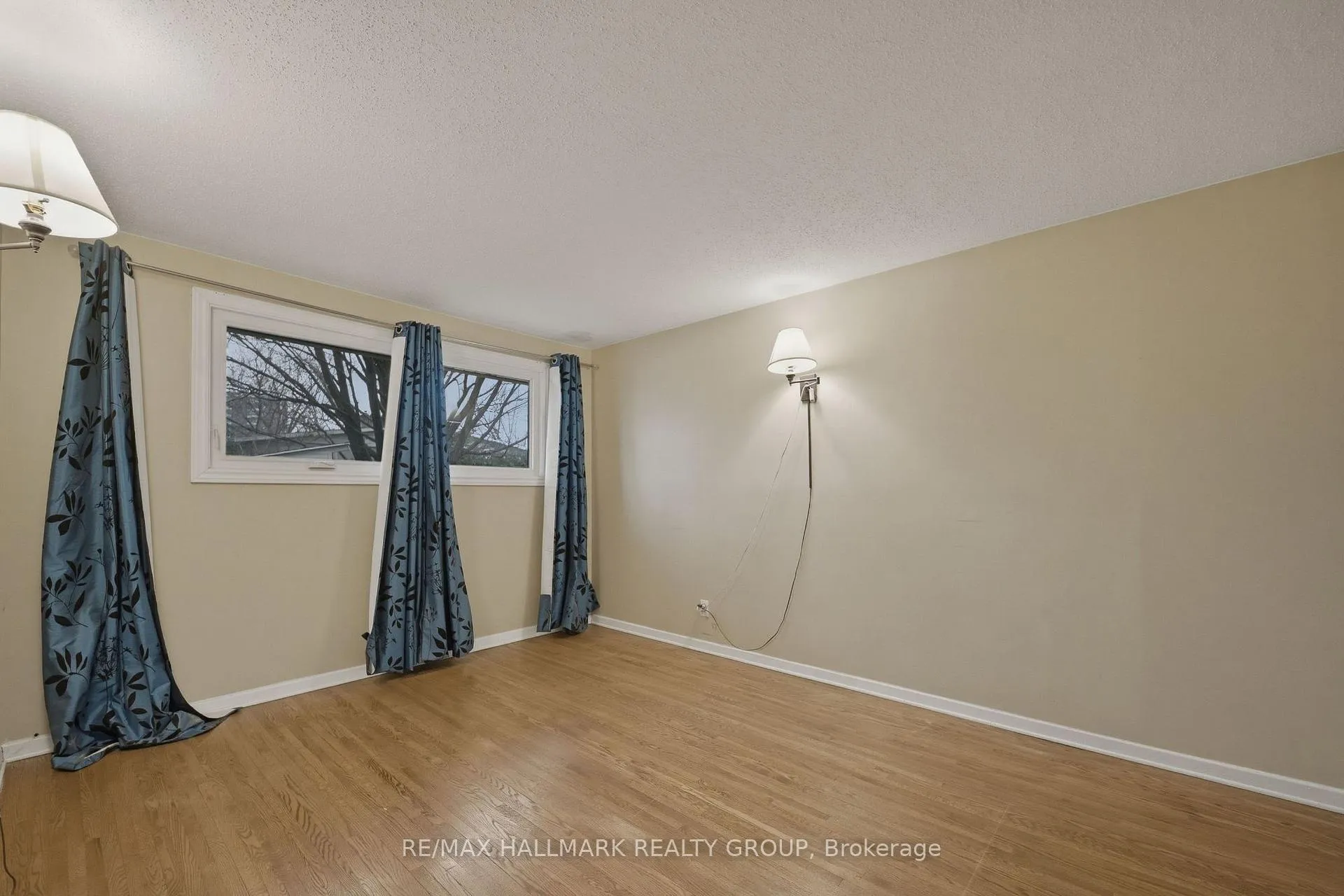Photo 17 of 69 Woodmount Crescent, Ottawa, Borden Farm/Stewart Farm/Carleton Heights/Parkwood Hills — HOMEH