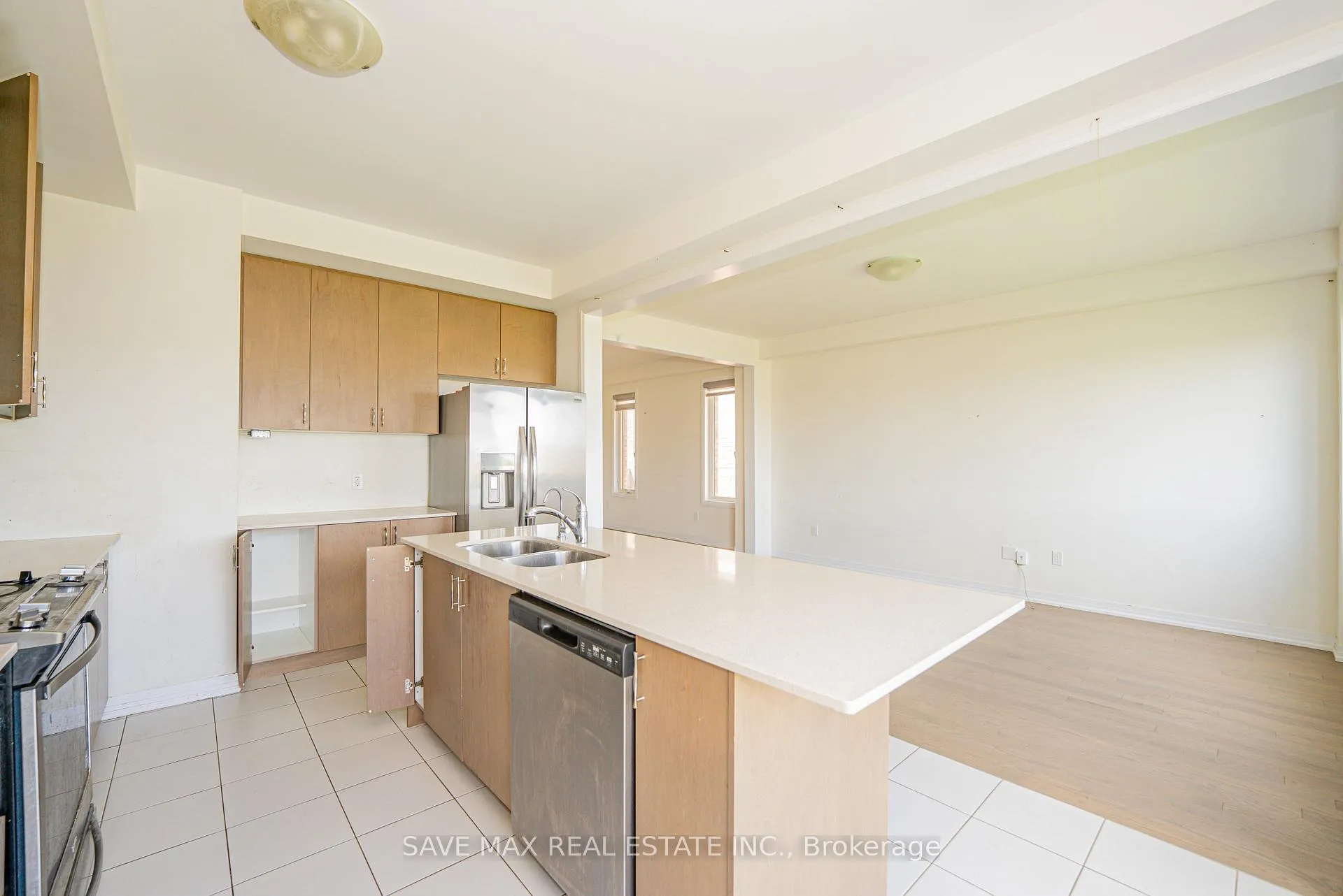Photo 14 of 294 Newman Drive, Cambridge — HOMEH