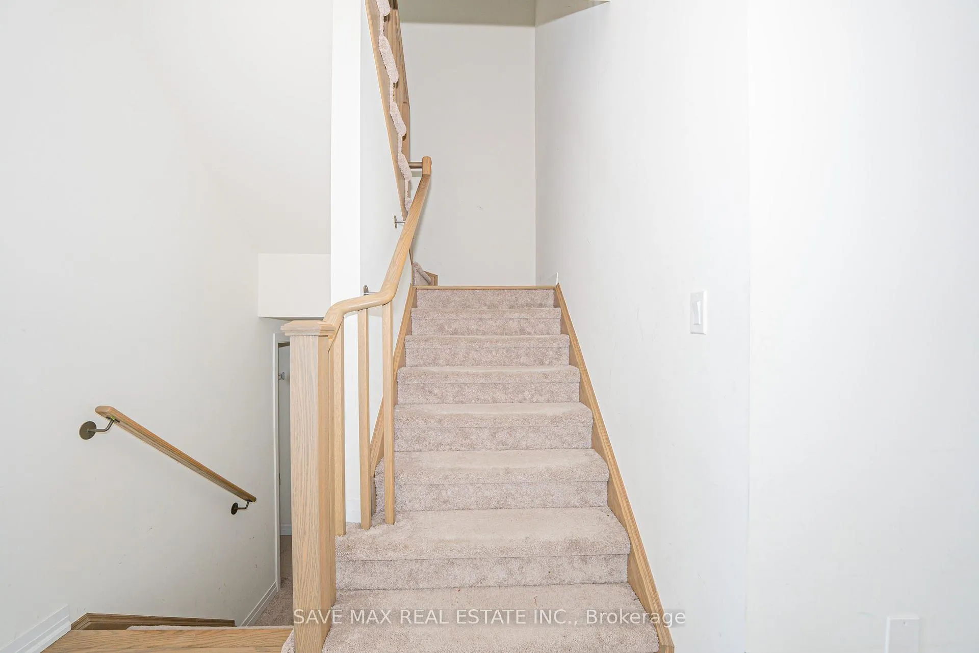 Photo 20 of 294 Newman Drive, Cambridge — HOMEH