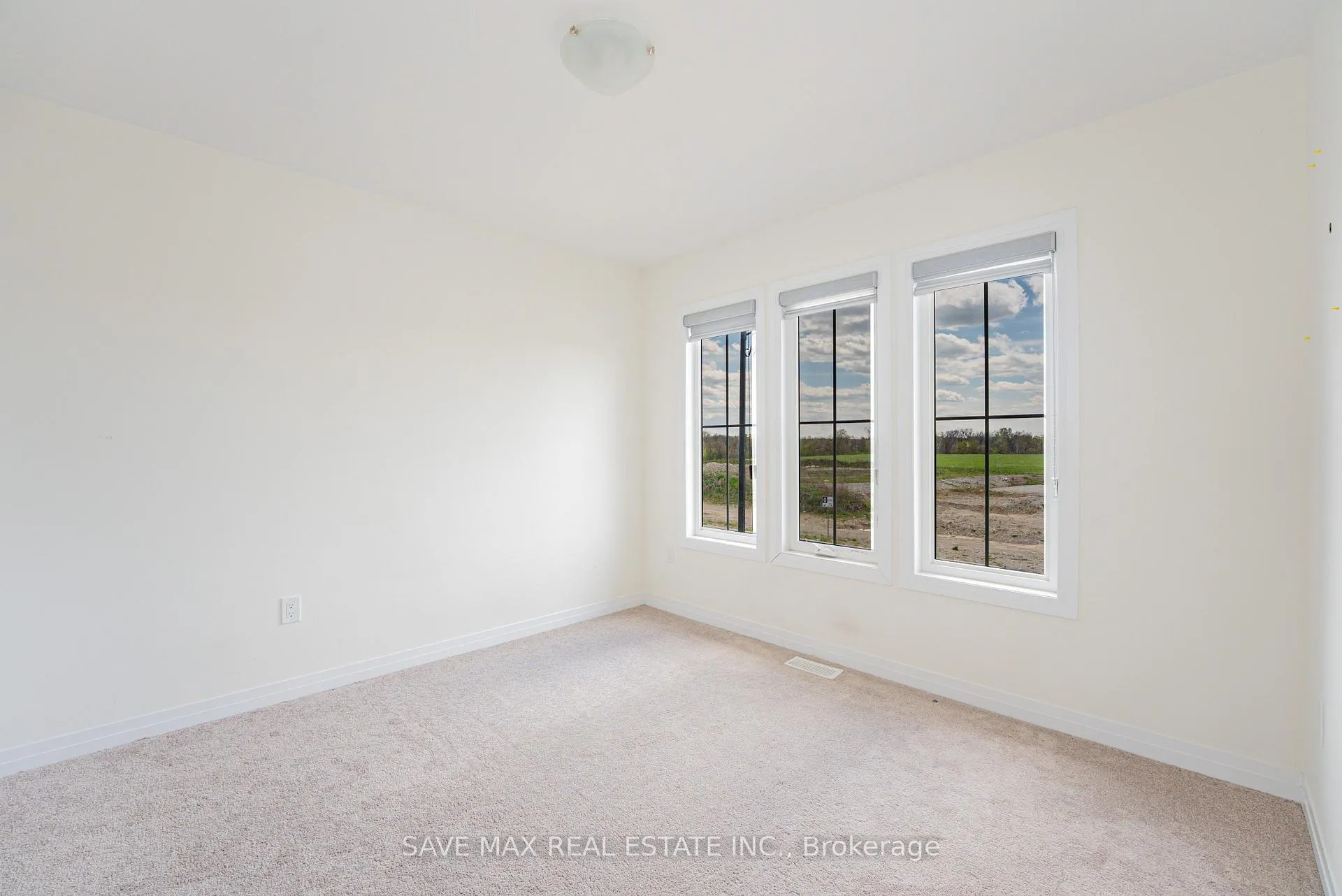 Photo 30 of 294 Newman Drive, Cambridge — HOMEH