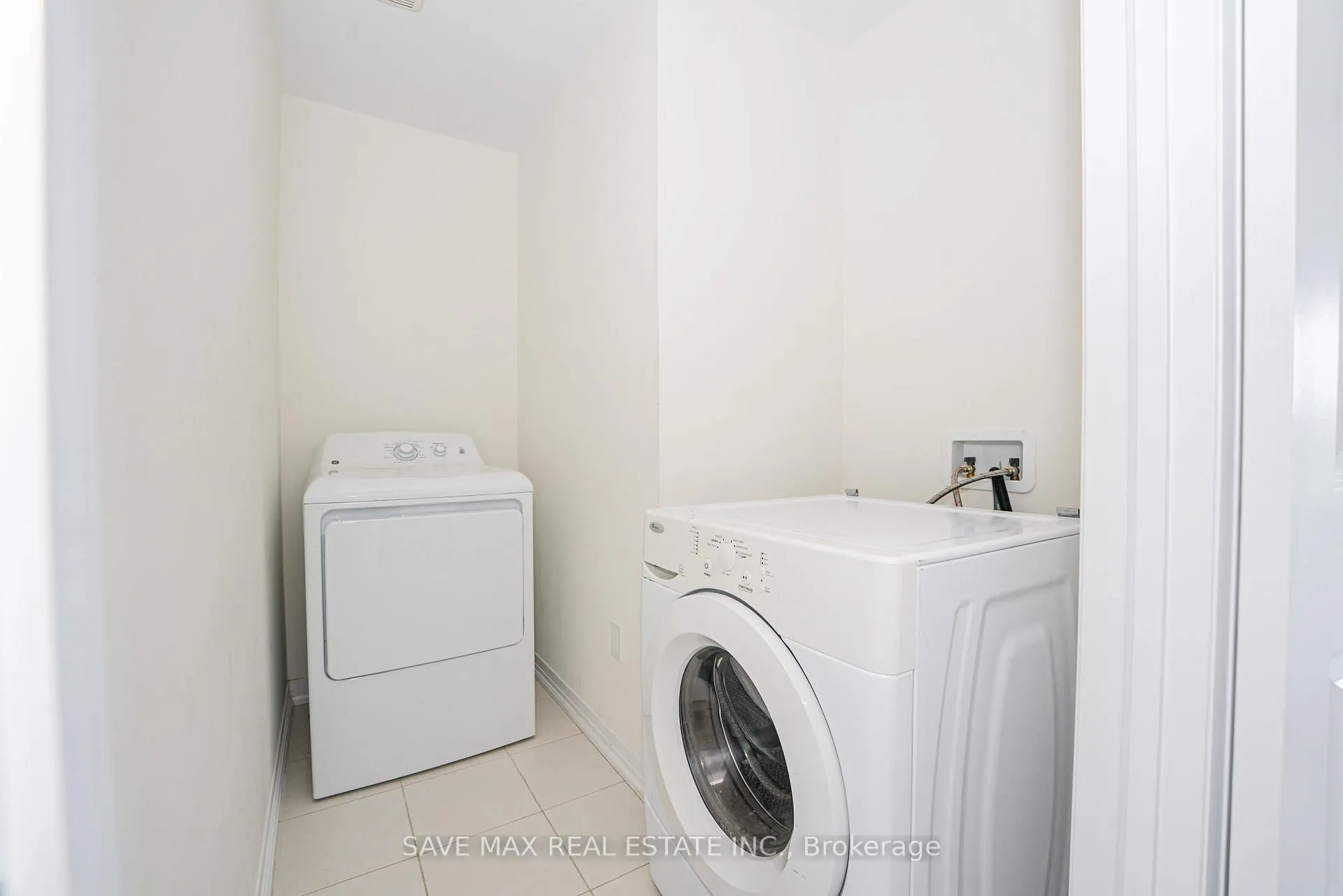Photo 34 of 294 Newman Drive, Cambridge — HOMEH