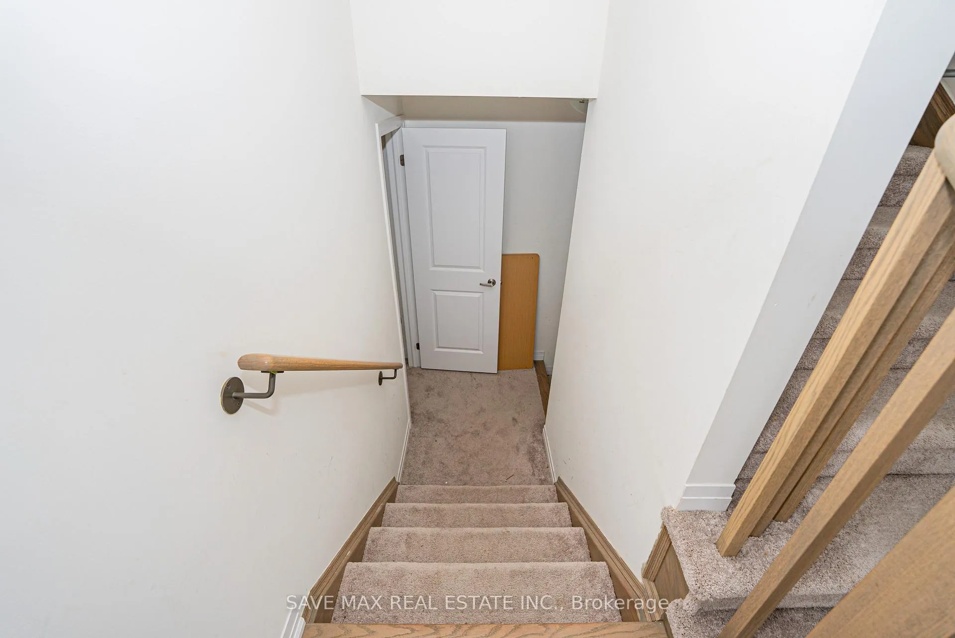Photo 35 of 294 Newman Drive, Cambridge — HOMEH