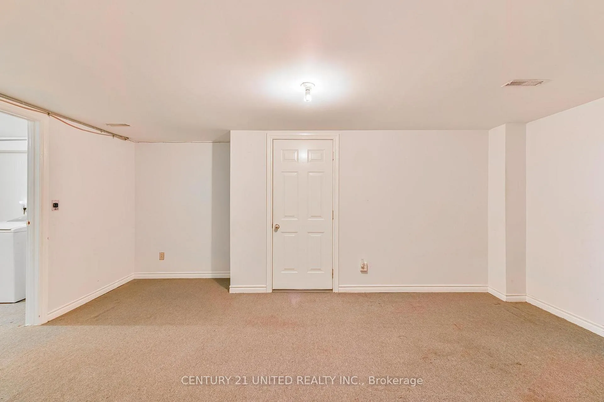 Photo 15 of 261 Maxwell Avenue, Peterborough, Ashburnham Ward 4 — HOMEH