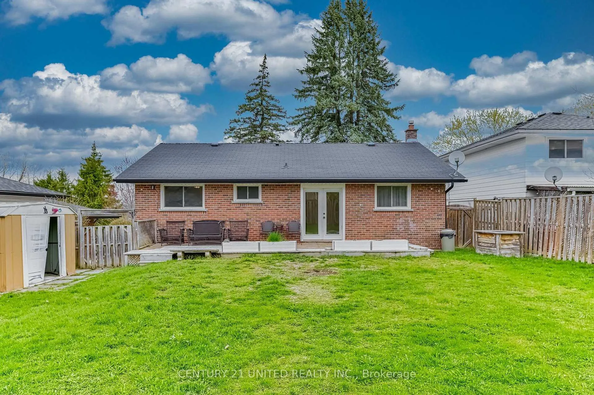 Photo 19 of 261 Maxwell Avenue, Peterborough, Ashburnham Ward 4 — HOMEH