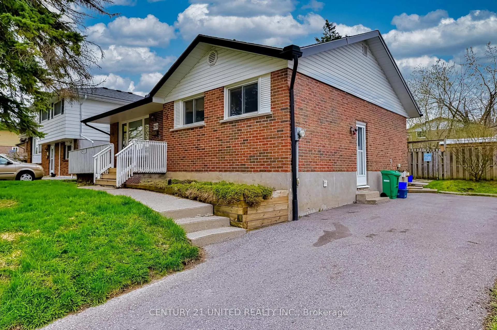 Photo 22 of 261 Maxwell Avenue, Peterborough, Ashburnham Ward 4 — HOMEH