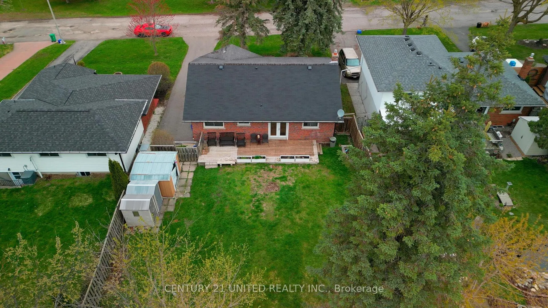 Photo 23 of 261 Maxwell Avenue, Peterborough, Ashburnham Ward 4 — HOMEH