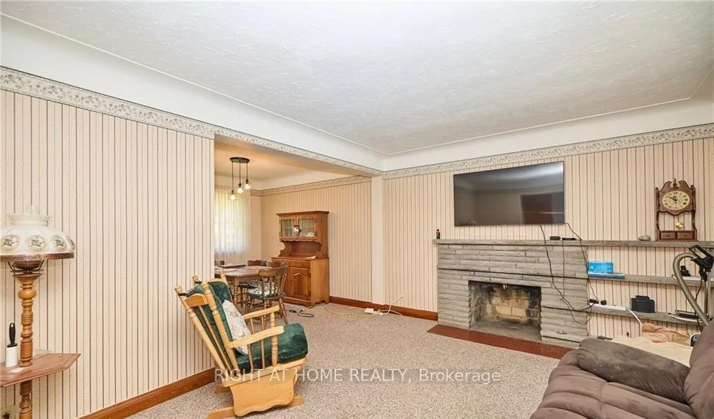 Photo 5 of 6357 Dorchester Road, Niagara Falls, Dorchester — HOMEH