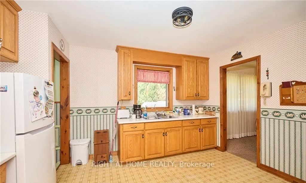 Photo 9 of 6357 Dorchester Road, Niagara Falls, Dorchester — HOMEH