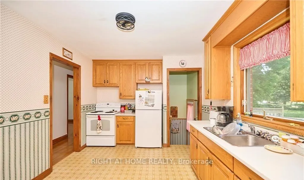 Photo 10 of 6357 Dorchester Road, Niagara Falls, Dorchester — HOMEH