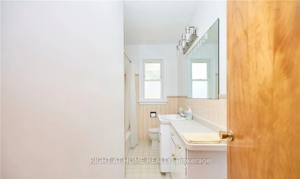 Photo 16 of 6357 Dorchester Road, Niagara Falls, Dorchester — HOMEH