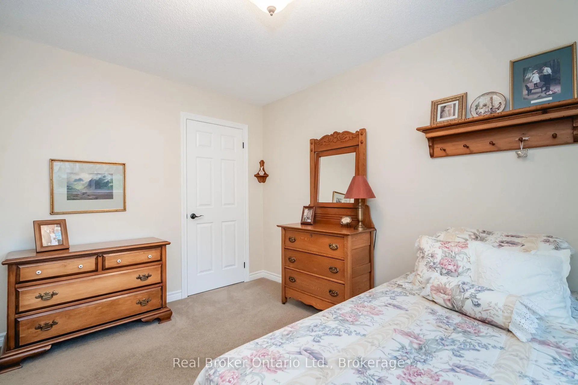Photo 23 of 167 Luckport Crescent, Midland — HOMEH