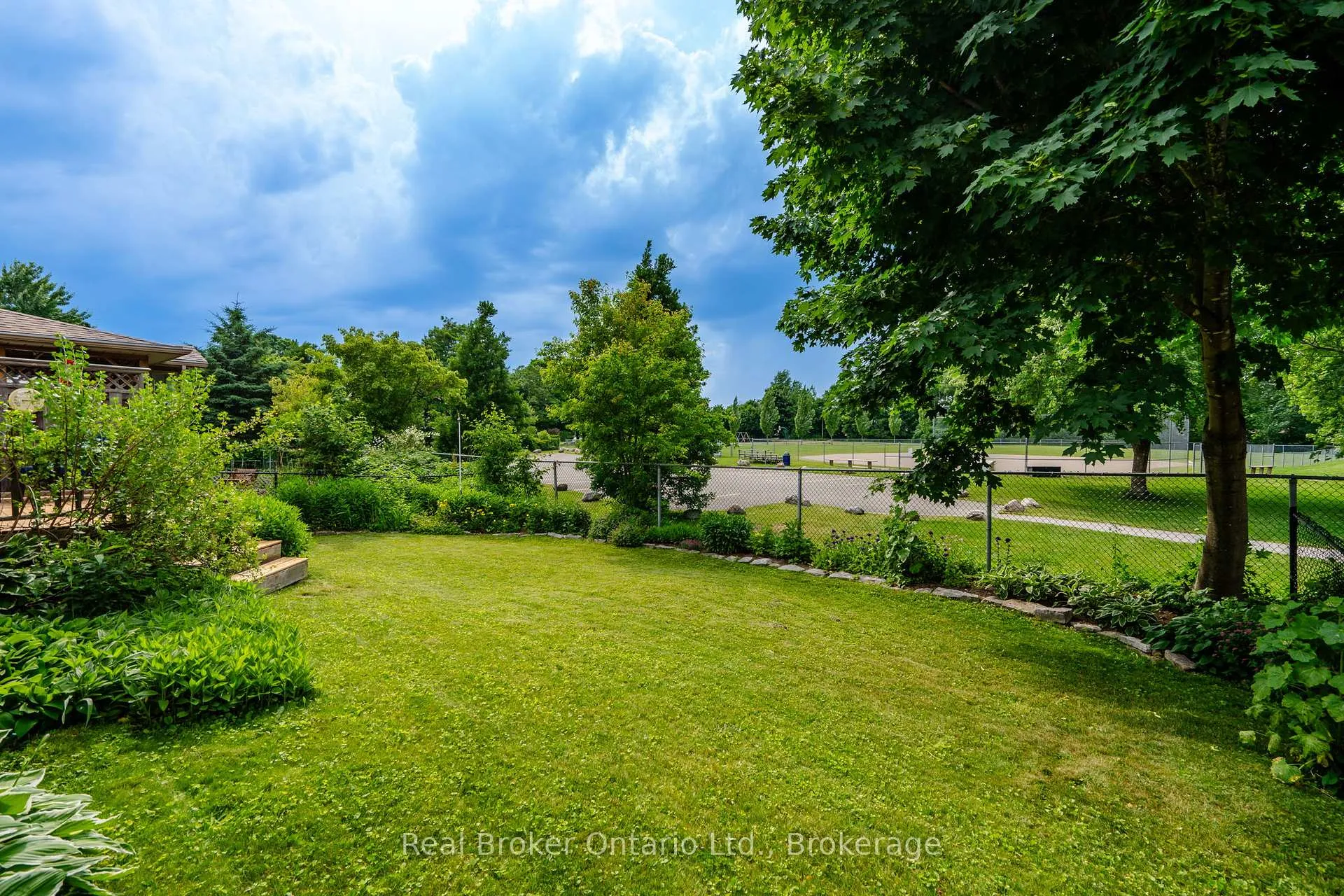 Photo 35 of 167 Luckport Crescent, Midland — HOMEH