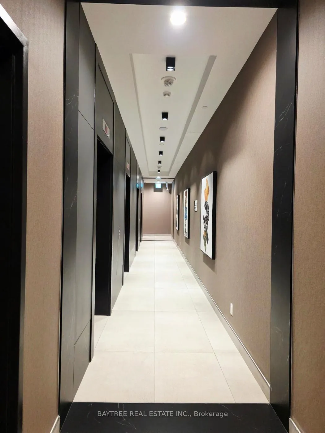 Photo 3 of 55 Mercer Street, Toronto, Waterfront Communities — HOMEH