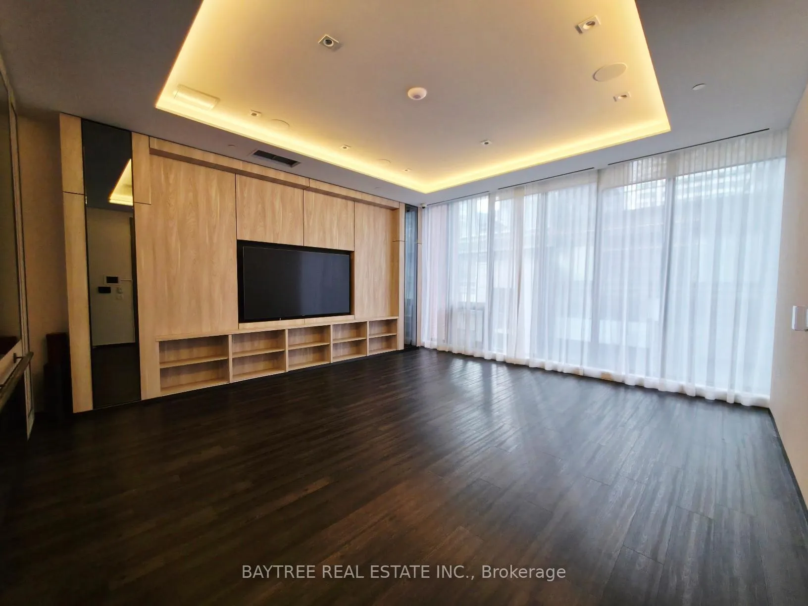 Photo 10 of 55 Mercer Street, Toronto, Waterfront Communities — HOMEH