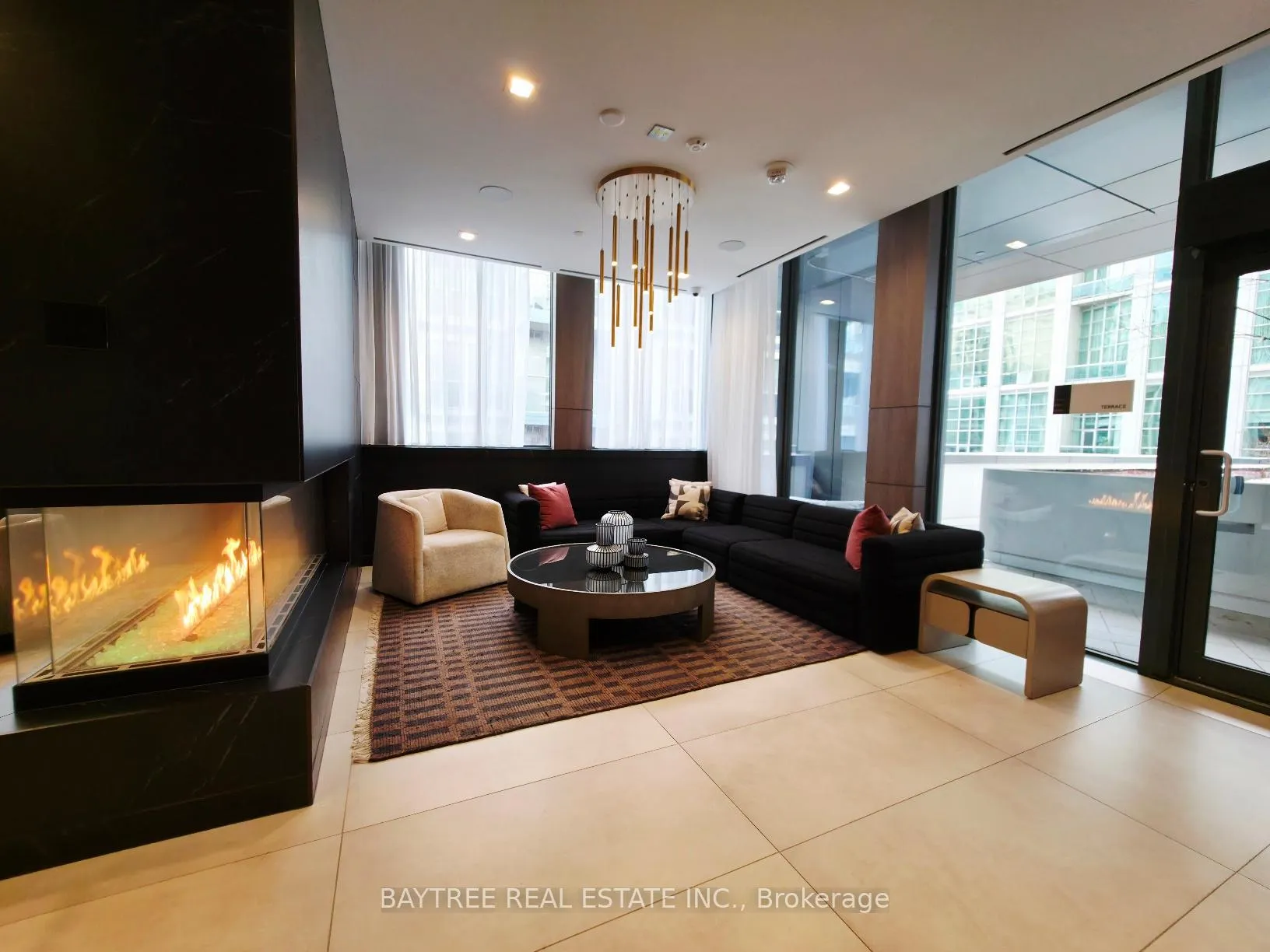 Photo 13 of 55 Mercer Street, Toronto, Waterfront Communities — HOMEH