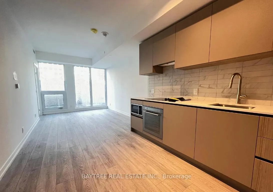 Photo 15 of 55 Mercer Street, Toronto, Waterfront Communities — HOMEH