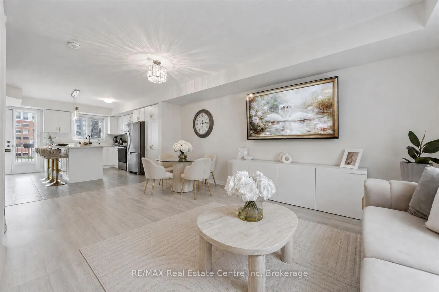 Photo 5 of 271 Law Drive, Guelph, Grange Road — HOMEH