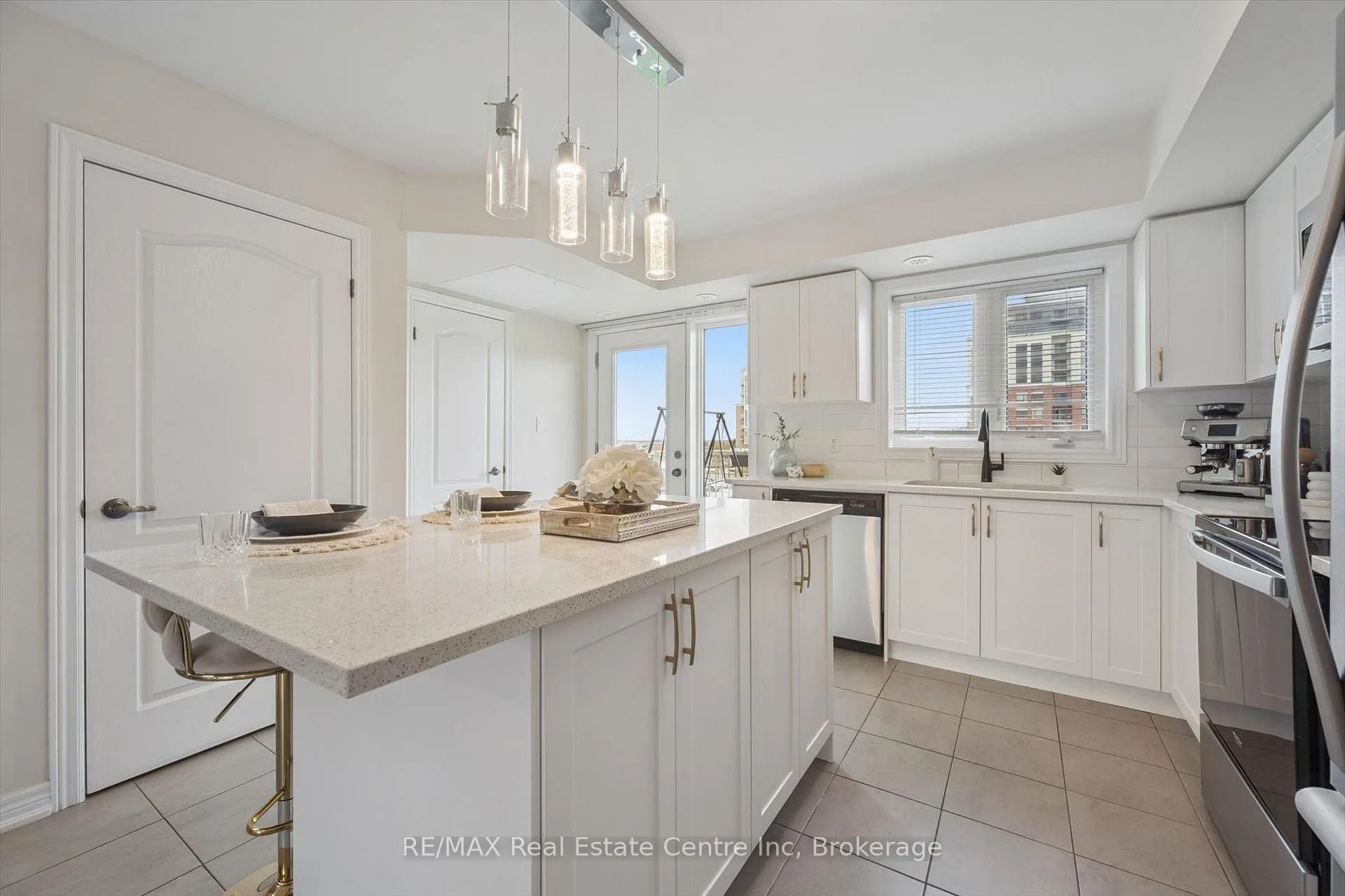 Photo 10 of 271 Law Drive, Guelph, Grange Road — HOMEH