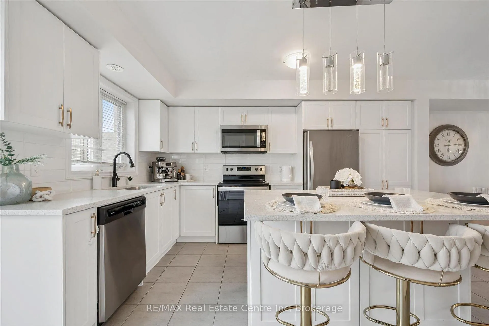 Photo 11 of 271 Law Drive, Guelph, Grange Road — HOMEH