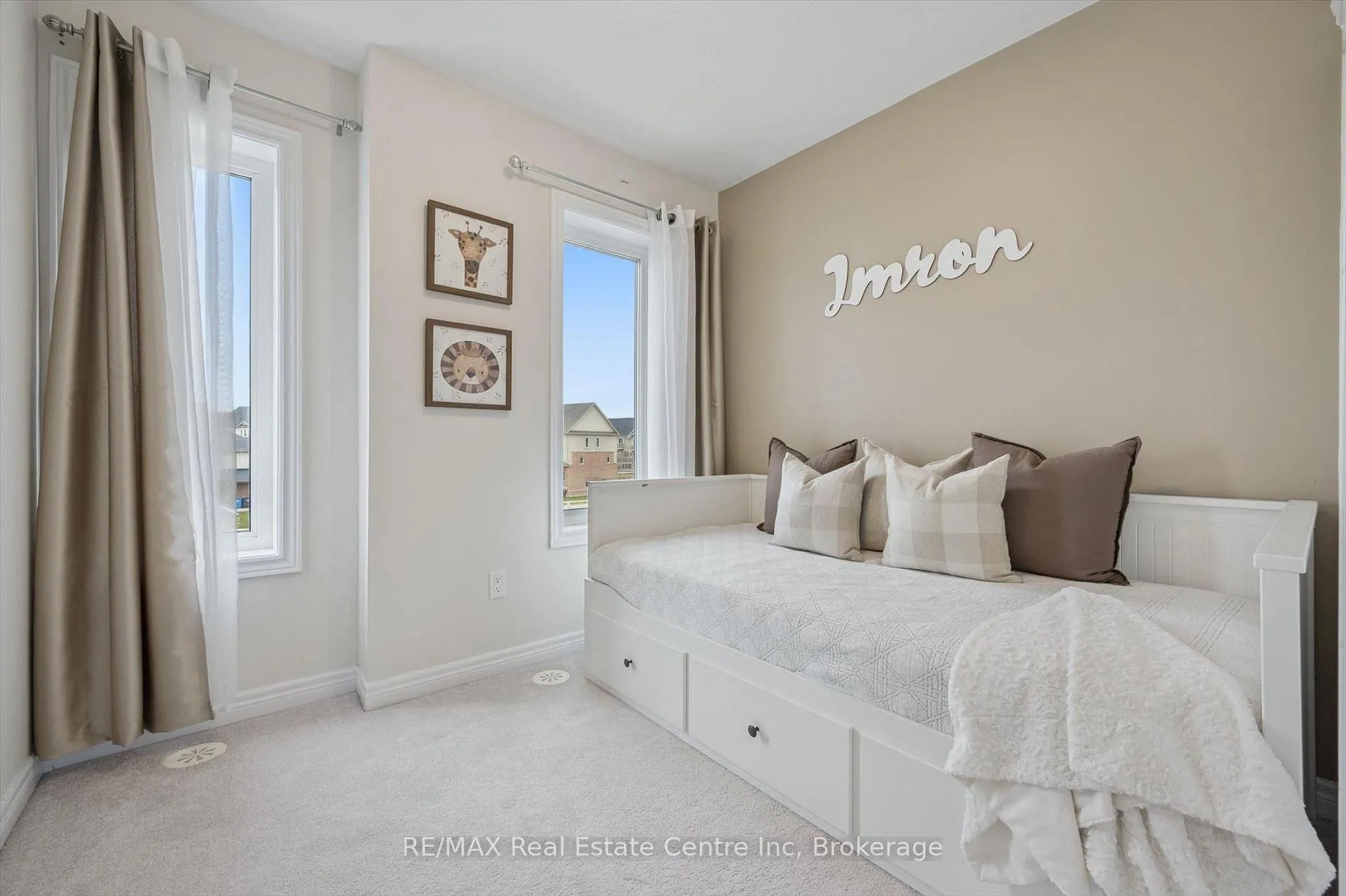 Photo 19 of 271 Law Drive, Guelph, Grange Road — HOMEH
