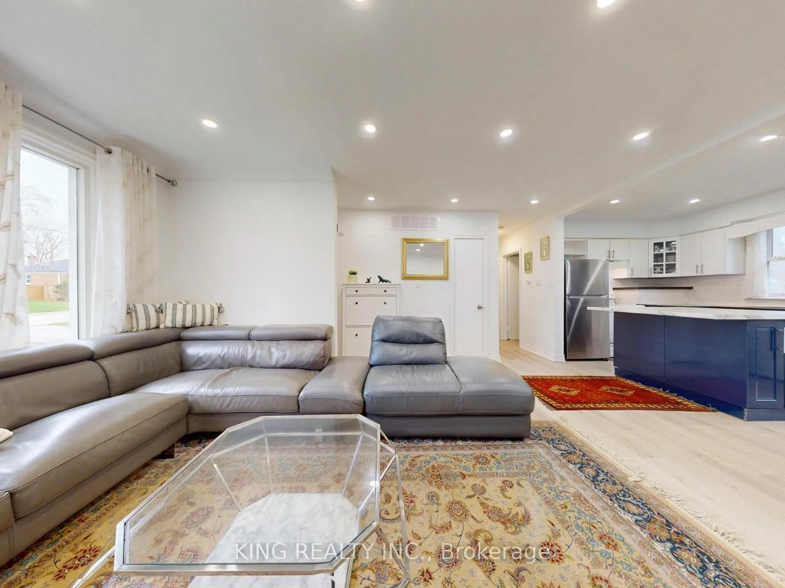 Photo 4 of 1156 Homewood Drive, Burlington, Mountainside — HOMEH