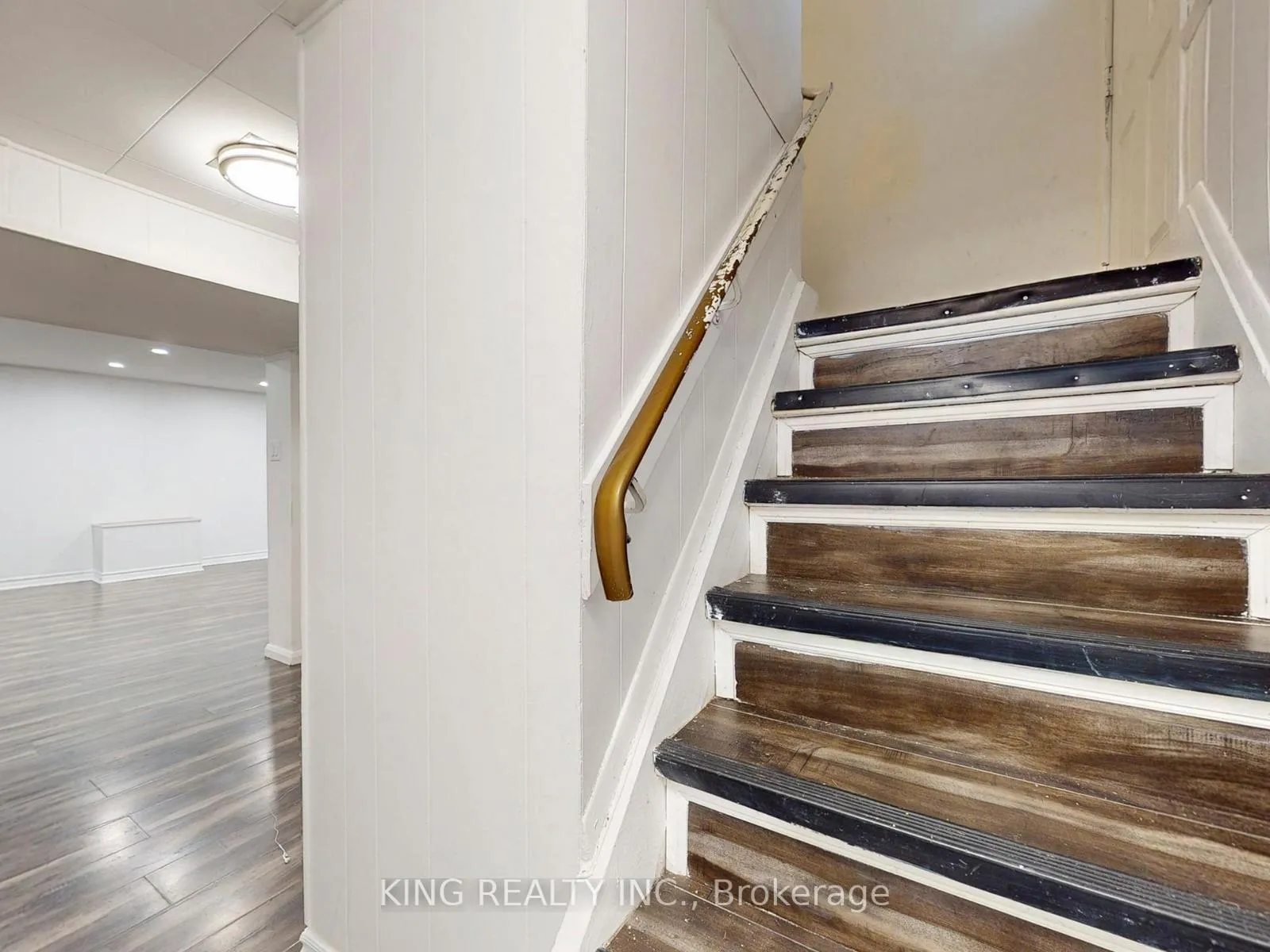 Photo 16 of 1156 Homewood Drive, Burlington, Mountainside — HOMEH