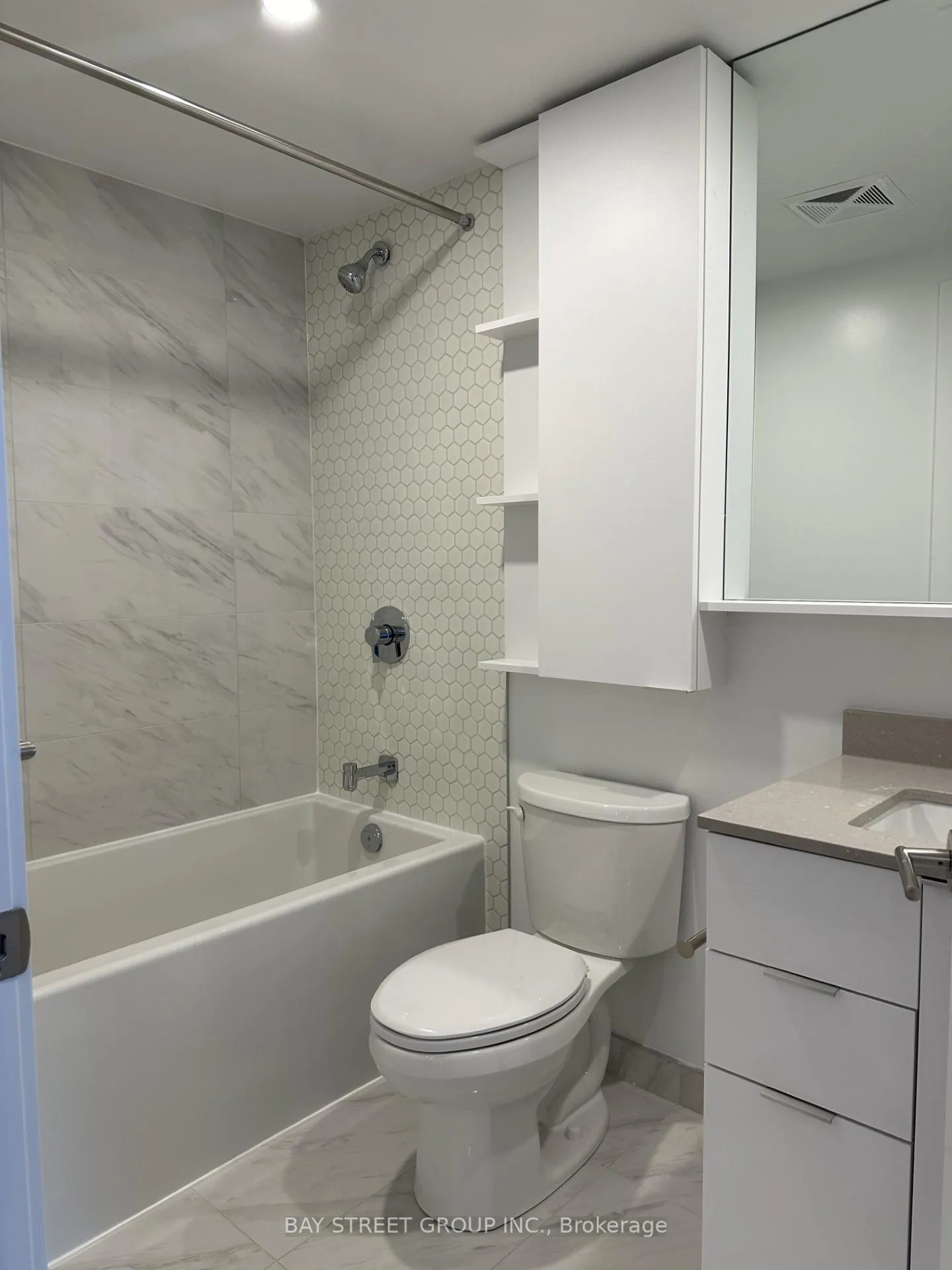 Photo 10 of Unit 1203, 8 Cedarland Drive, Markham, Unionville — HOMEH
