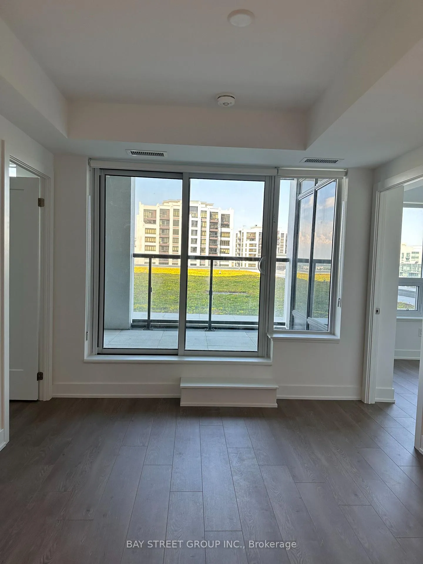 Photo 16 of Unit 1203, 8 Cedarland Drive, Markham, Unionville — HOMEH