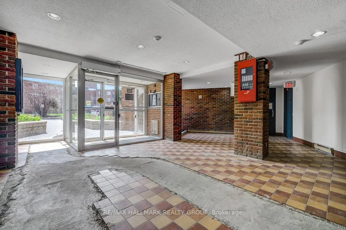 Photo 2 of Unit 105A, 2041 Arrowsmith Drive, Ottawa, Beacon Hill South — HOMEH