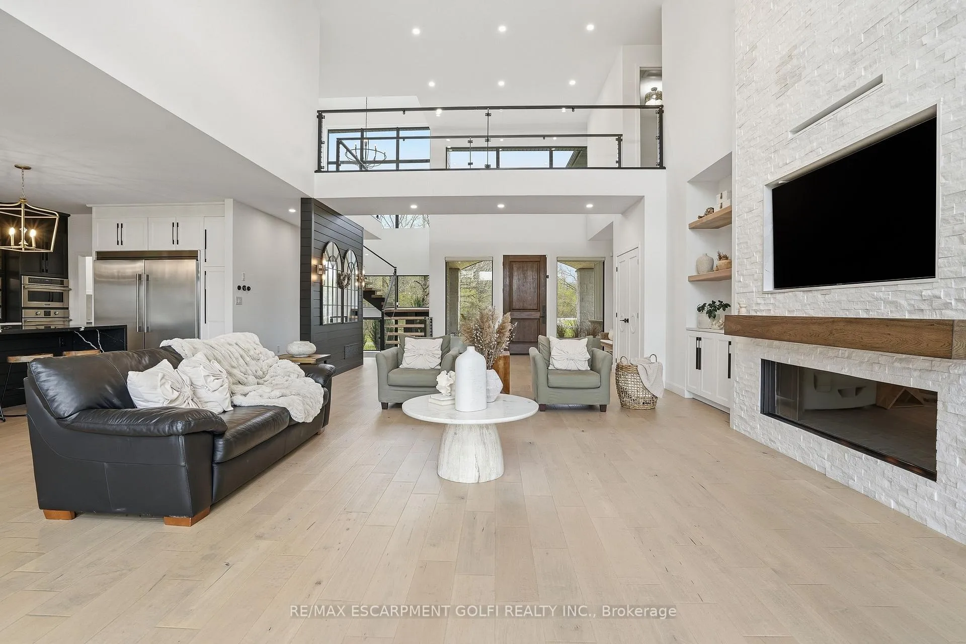 Photo 6 of 13791 Montrose Road, Niagara Falls, Schisler — HOMEH