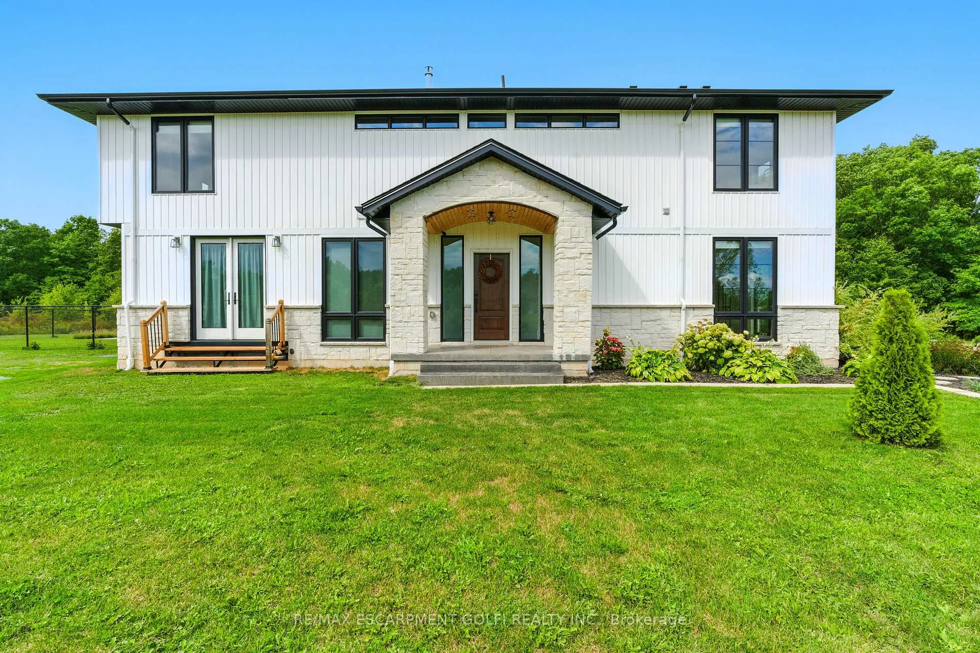 Photo 33 of 13791 Montrose Road, Niagara Falls, Schisler — HOMEH
