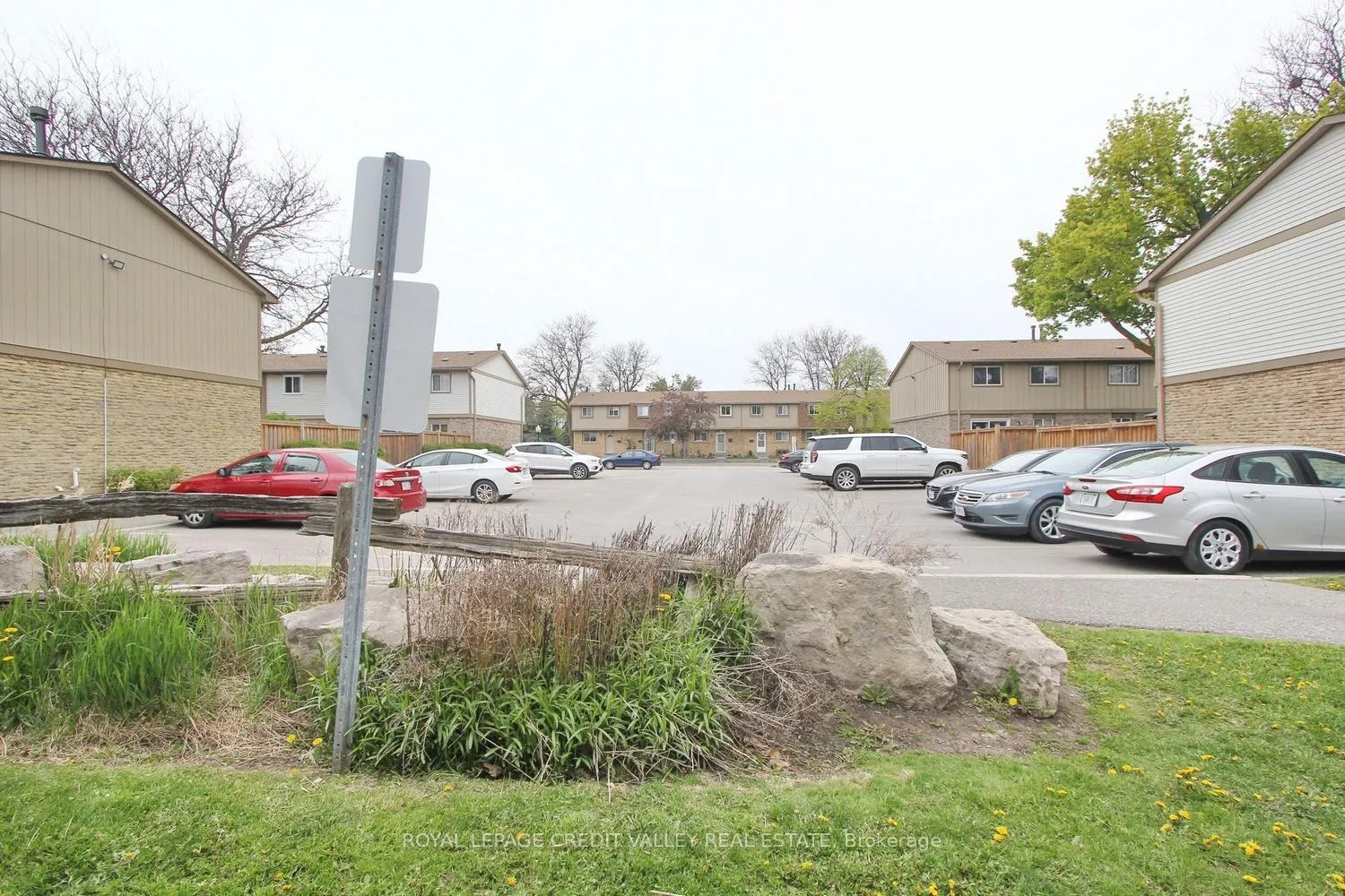Photo 3 of Unit 27, 57 Hansen Road, Brampton, Madoc — HOMEH