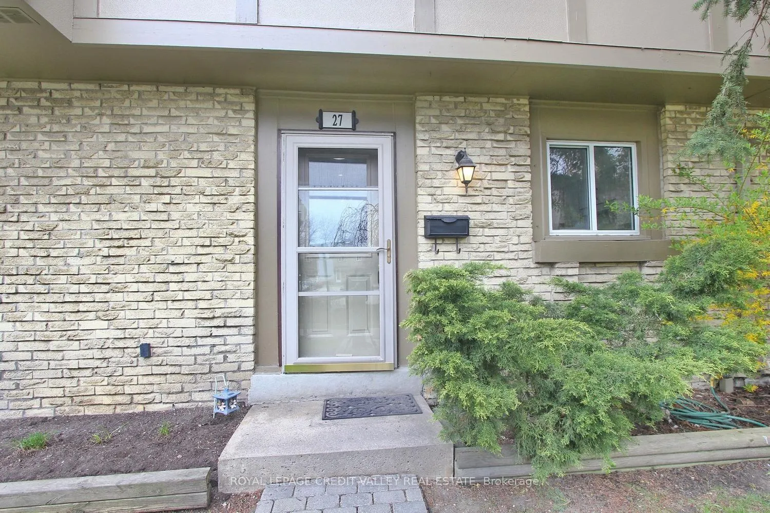 Photo 4 of Unit 27, 57 Hansen Road, Brampton, Madoc — HOMEH