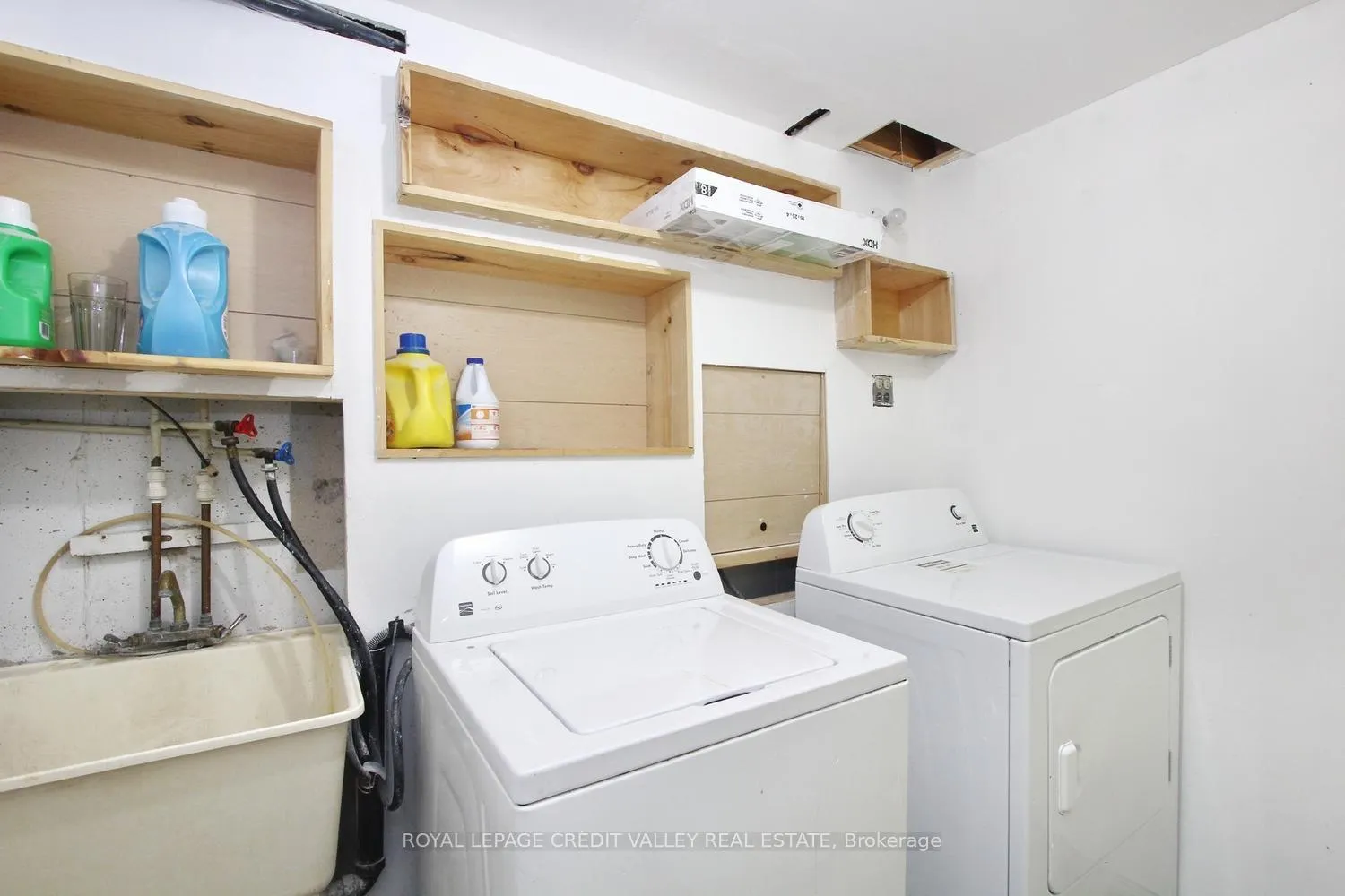 Photo 30 of Unit 27, 57 Hansen Road, Brampton, Madoc — HOMEH