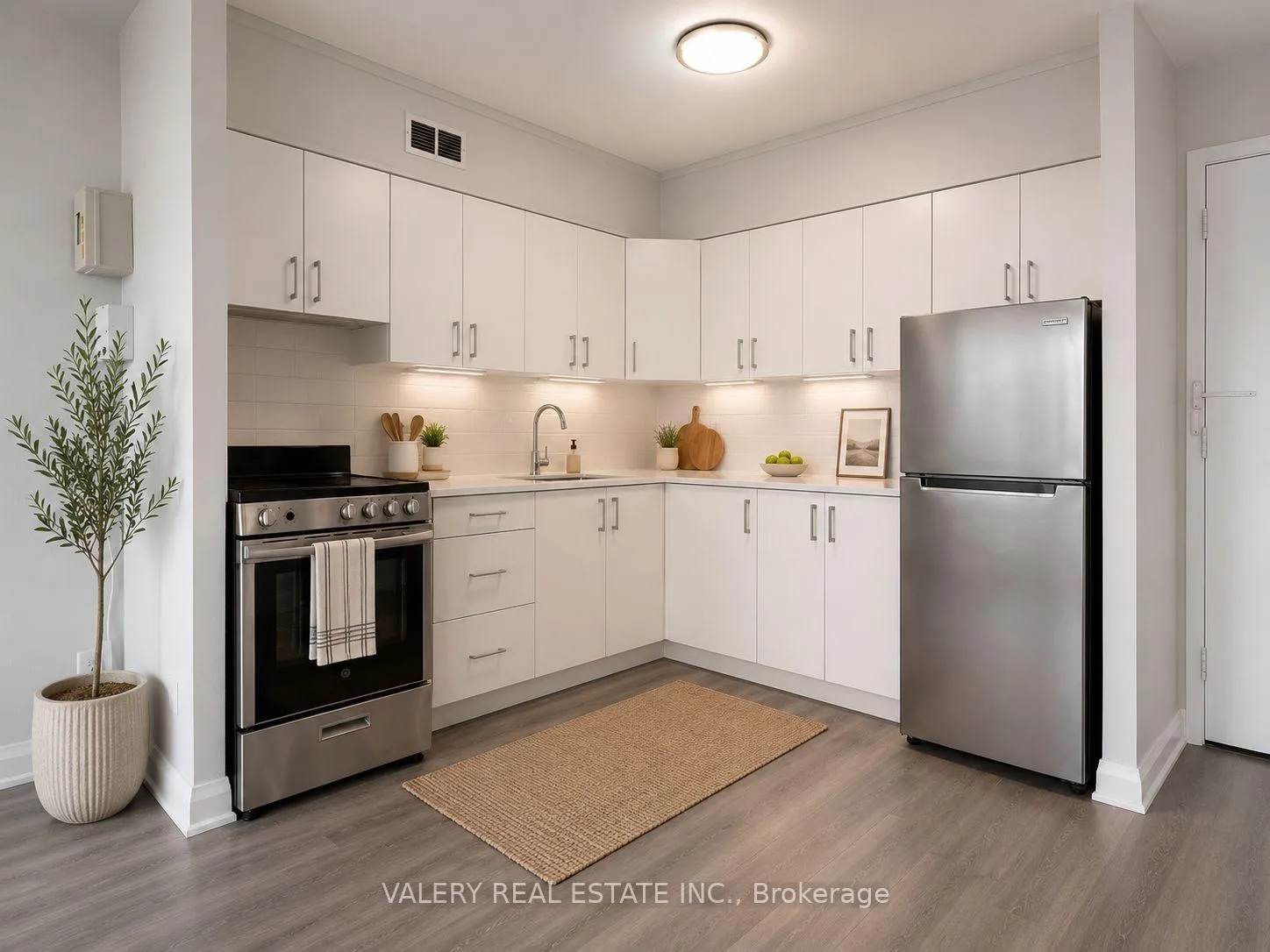 Photo 3 of Unit 613, 324 Cambridge Street, Ottawa, West Centre Town — HOMEH
