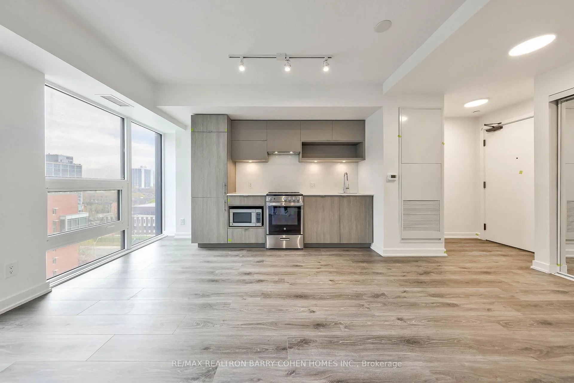 Photo 19 of Unit 1012, 100 Queen Street E, Toronto, Church-Yonge Corridor — HOMEH