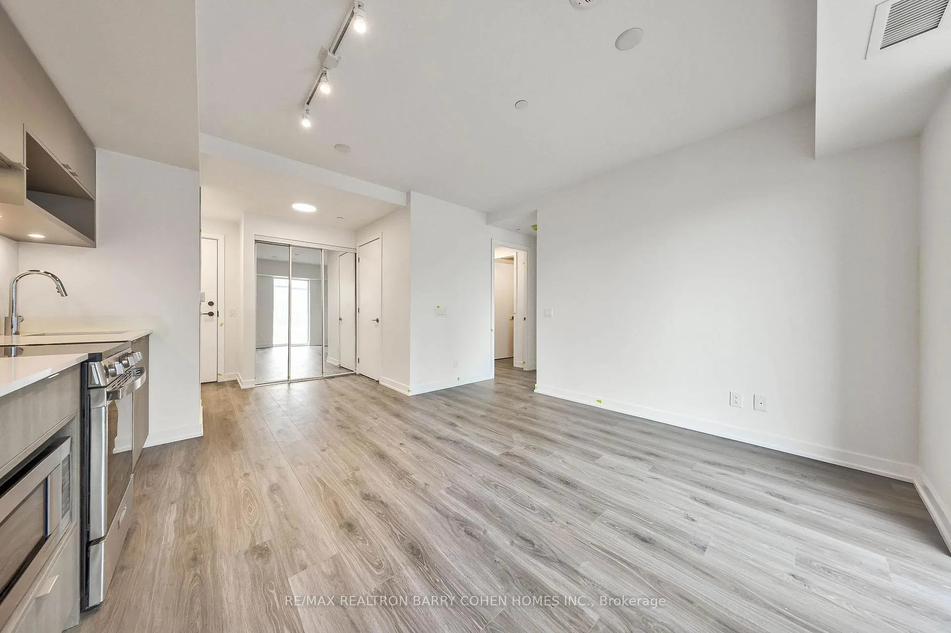Photo 21 of Unit 1012, 100 Queen Street E, Toronto, Church-Yonge Corridor — HOMEH