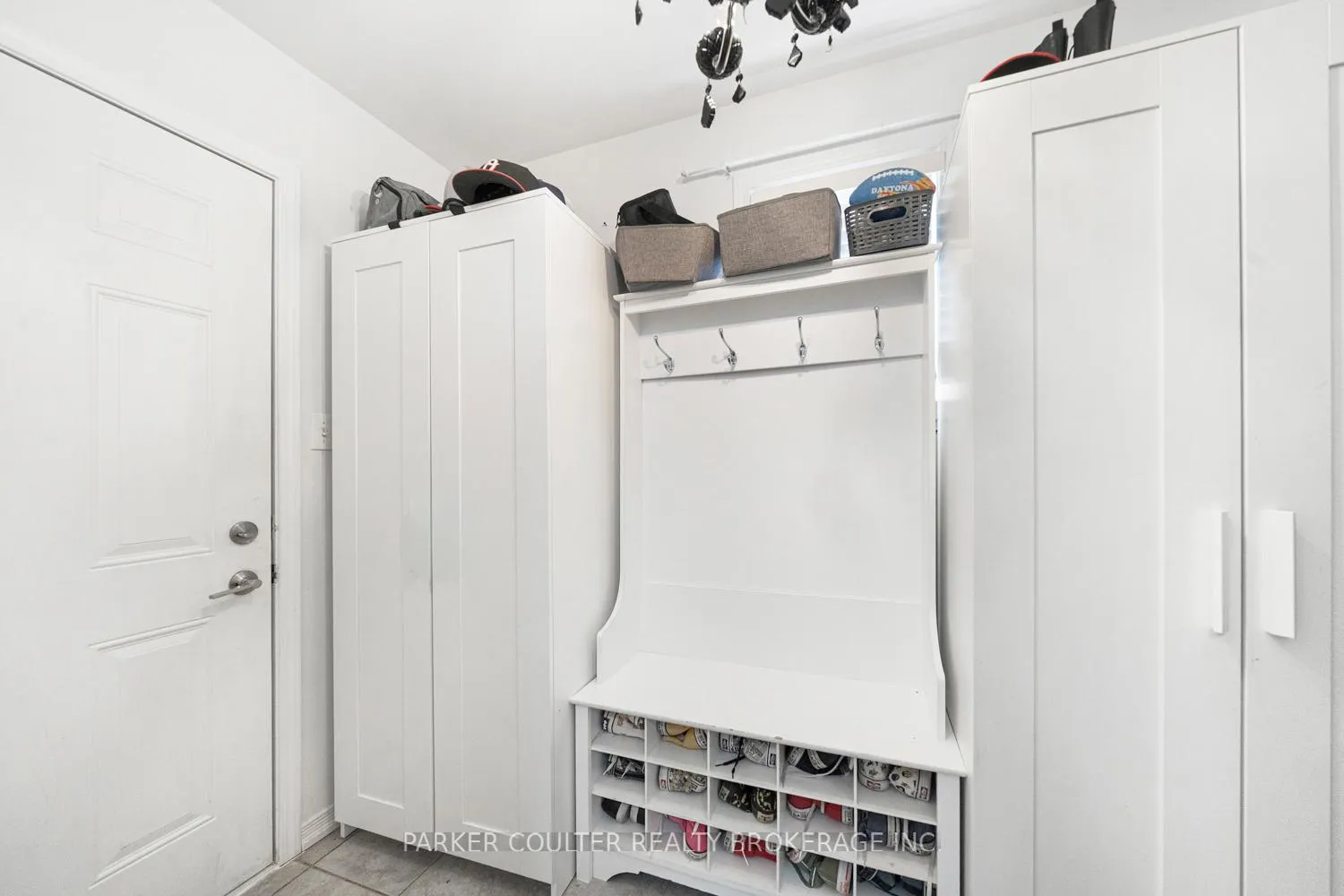 Photo 10 of 2100 Osbond Road, Innisfil, Alcona — HOMEH