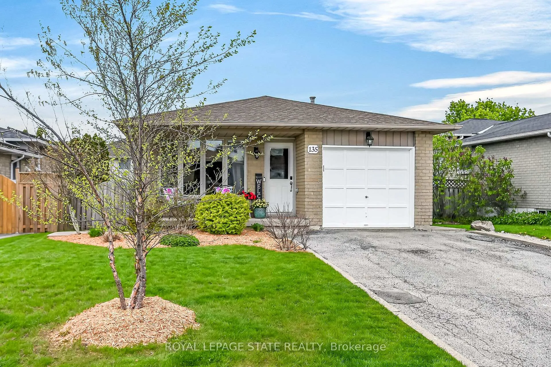 Photo 1 of 135 Independence Drive, Hamilton, Templemead — HOMEH