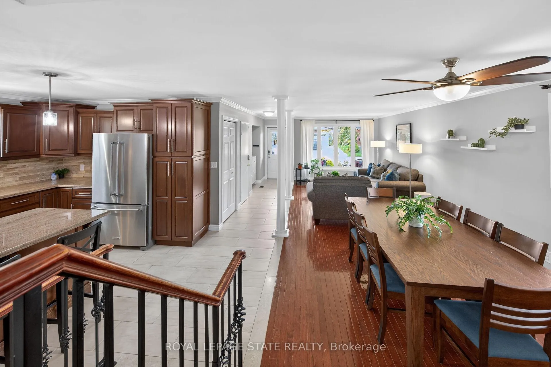 Photo 4 of 135 Independence Drive, Hamilton, Templemead — HOMEH