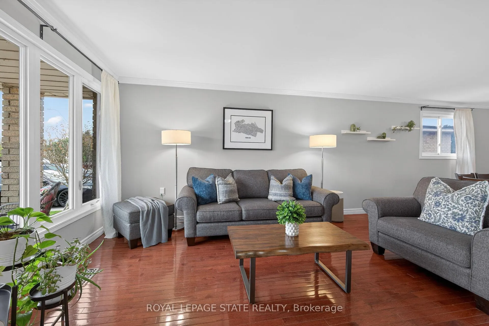 Photo 8 of 135 Independence Drive, Hamilton, Templemead — HOMEH