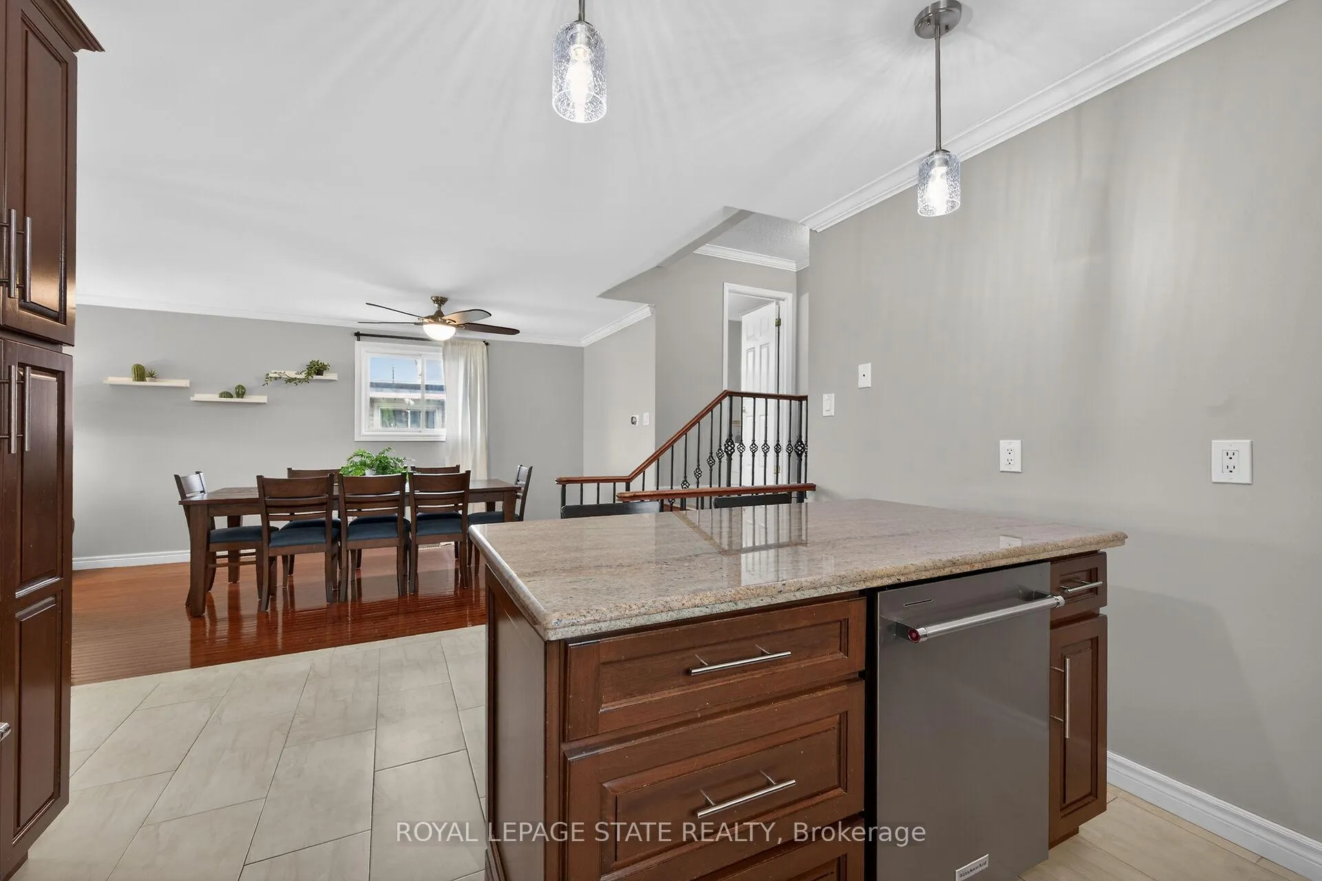 Photo 13 of 135 Independence Drive, Hamilton, Templemead — HOMEH