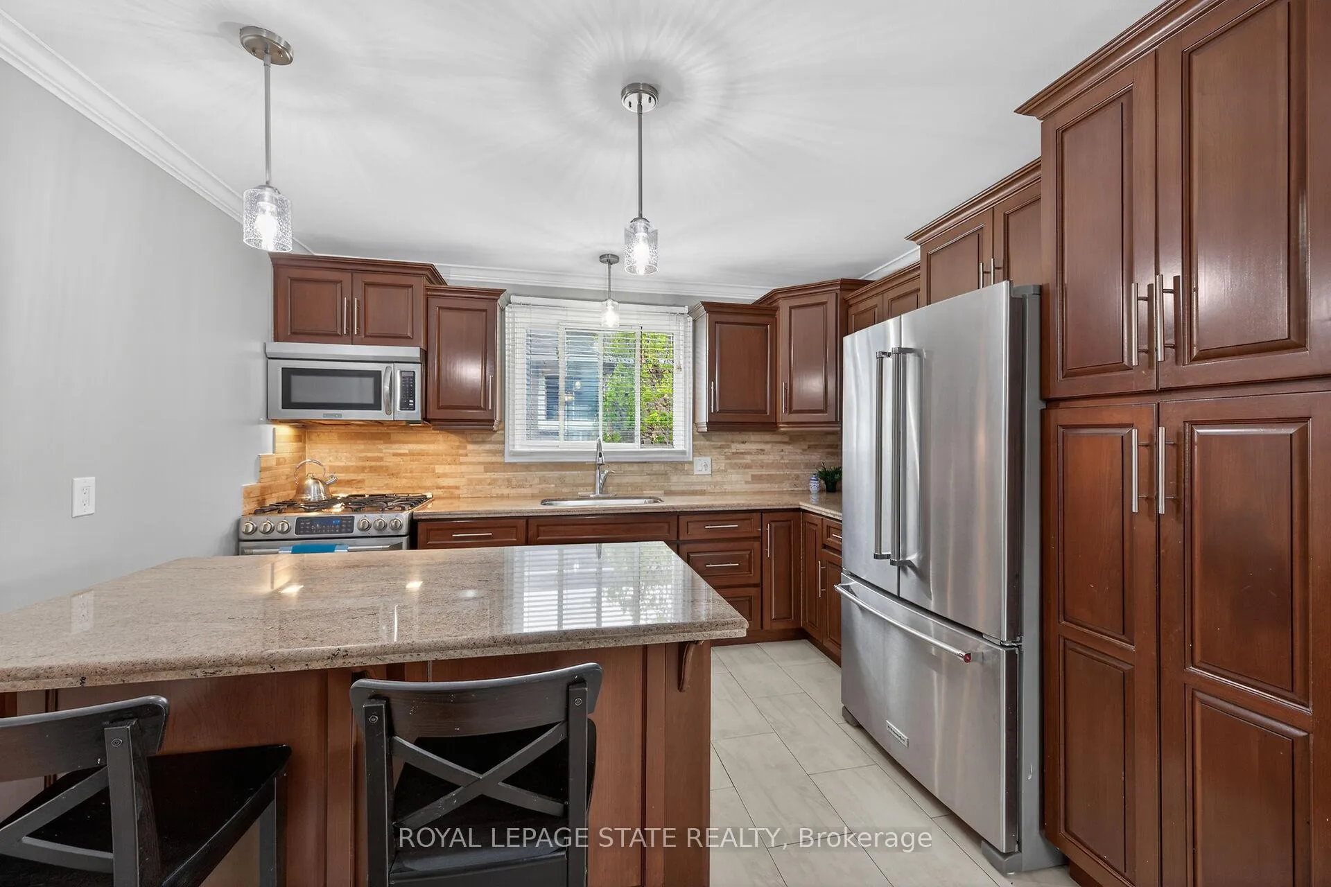 Photo 14 of 135 Independence Drive, Hamilton, Templemead — HOMEH